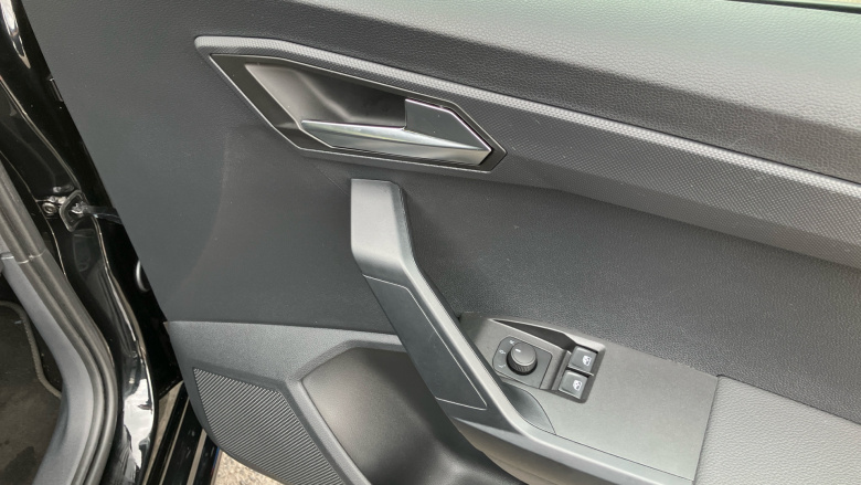 SEAT Ibiza 1.0 TSI 95 SE 5dr Petrol Hatchback